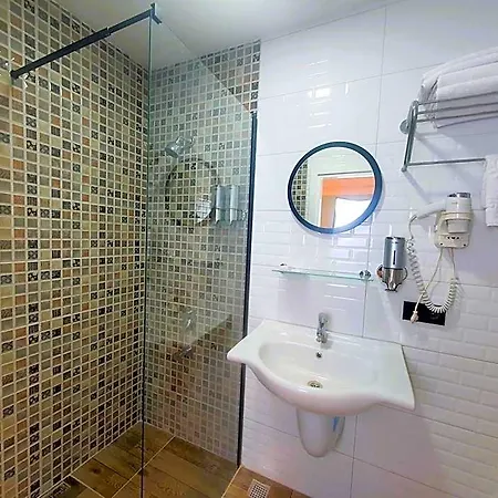 Aqua Wellness 3* ספנג'ה