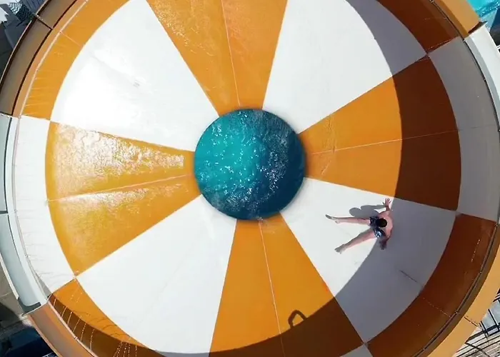 Aqua Wellness Отель